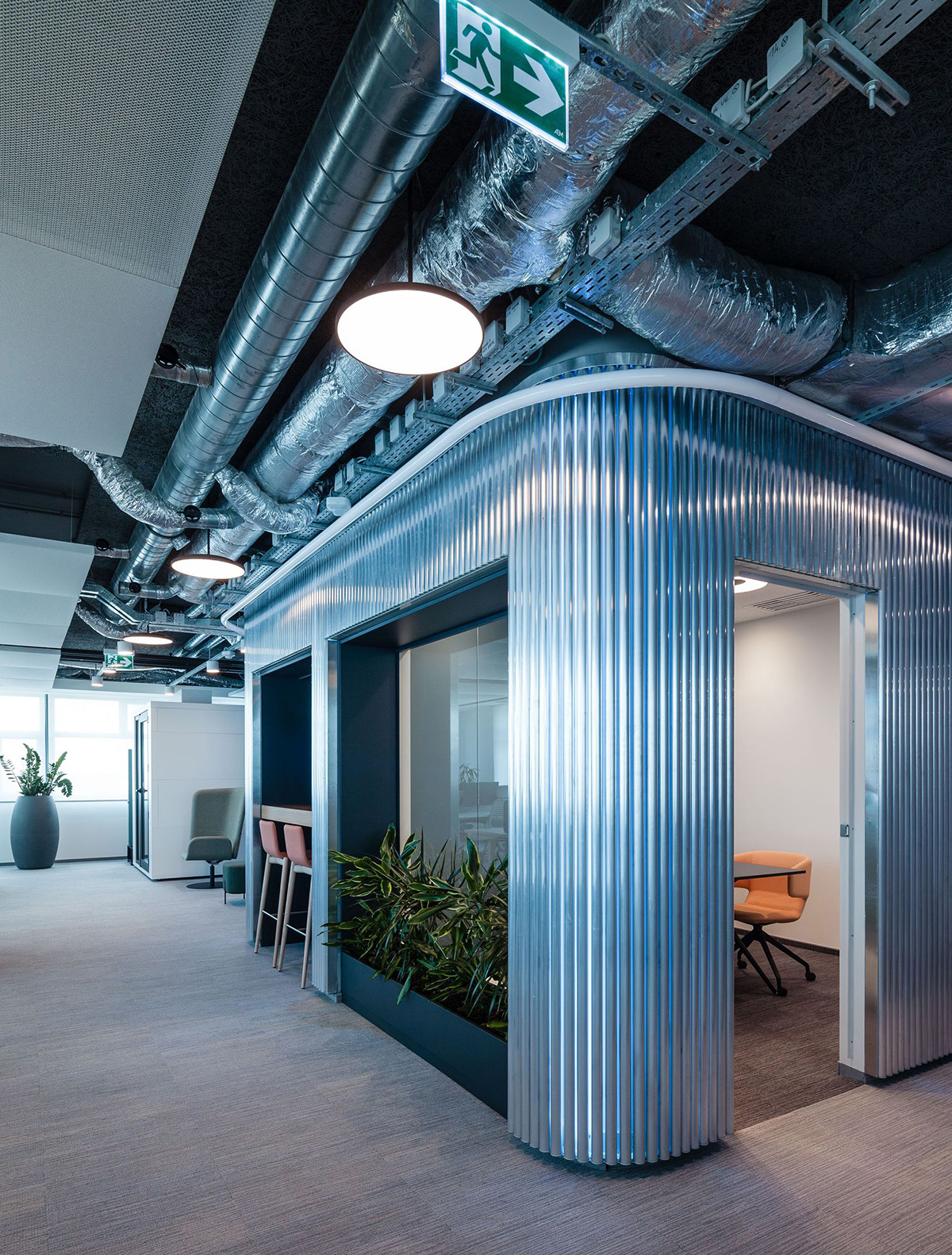 ý���ͷRTL������������λ���罻�糡